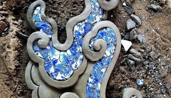 Kìm nóc và sự kết hợp của kìm nóc với mảnh sành sứ